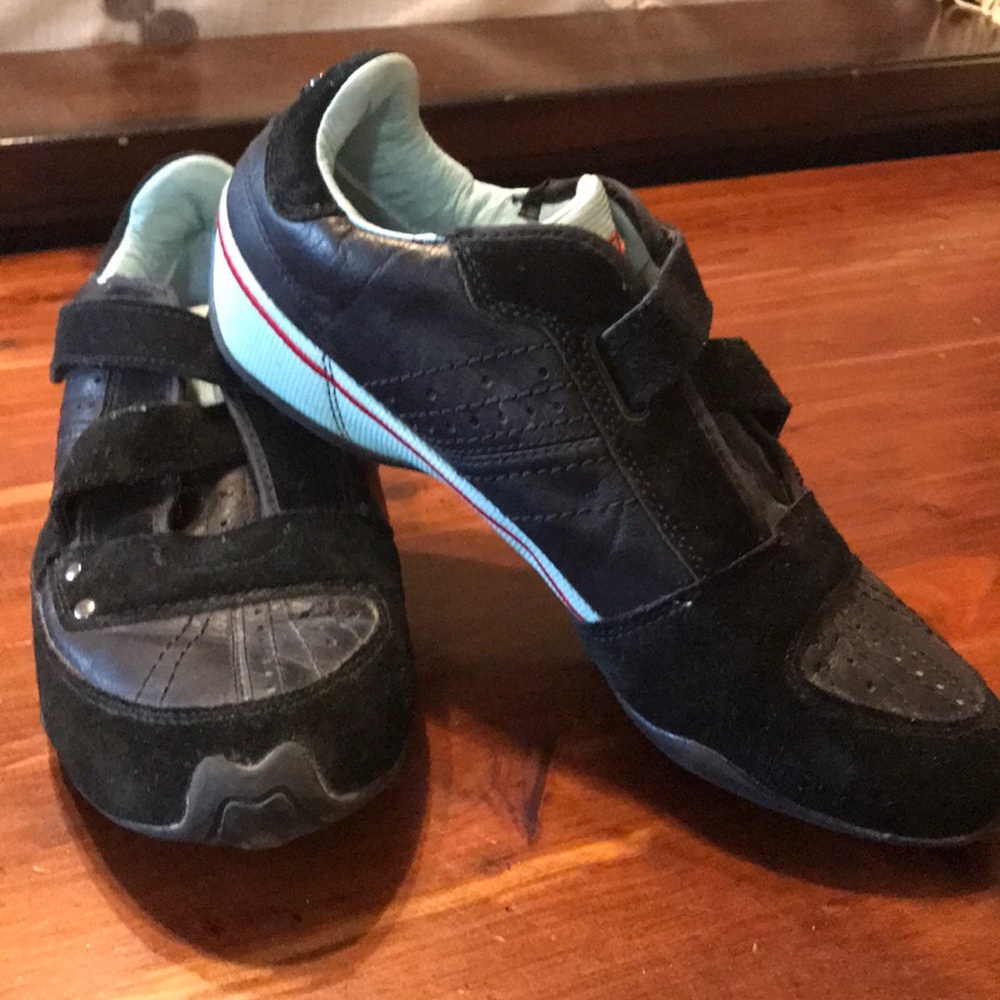 Diesel Women’s Black Tennis Shoes 8.5